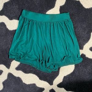 Stretchy green shorts